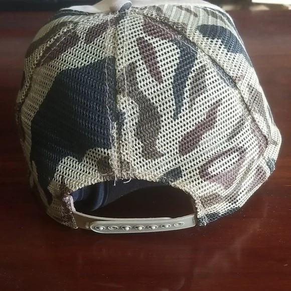 St. Jude Bass Classic Hat Signed by Jimmy  Houston - Picture 4 of 4